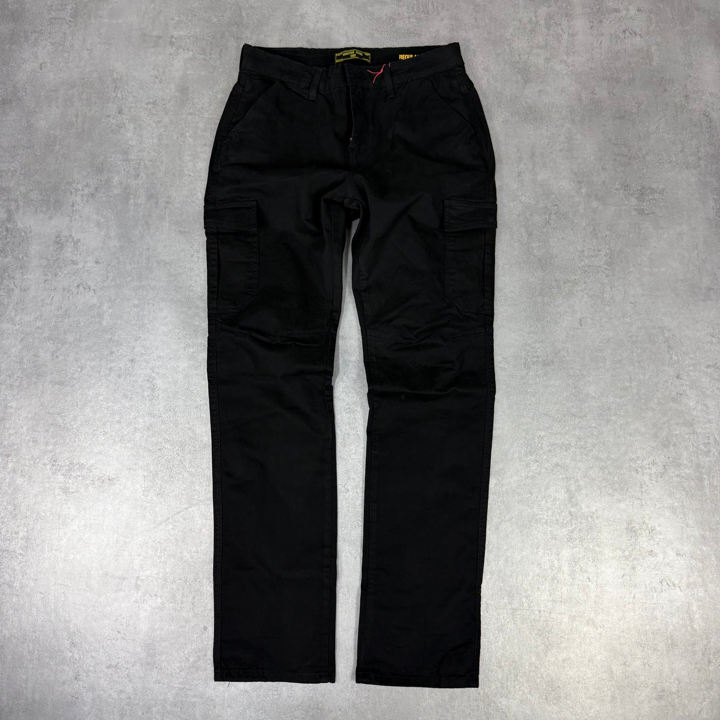 Regular classic fit black