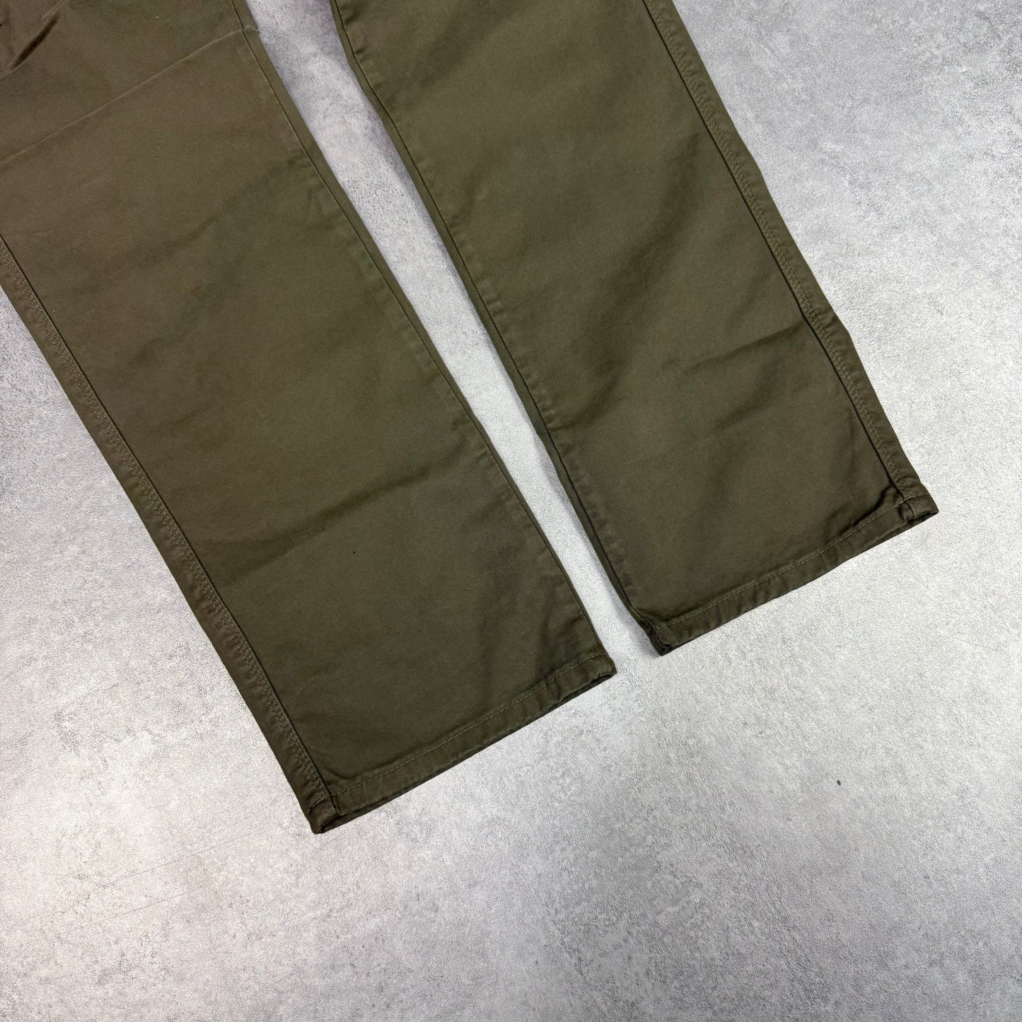 Regular classic fit green