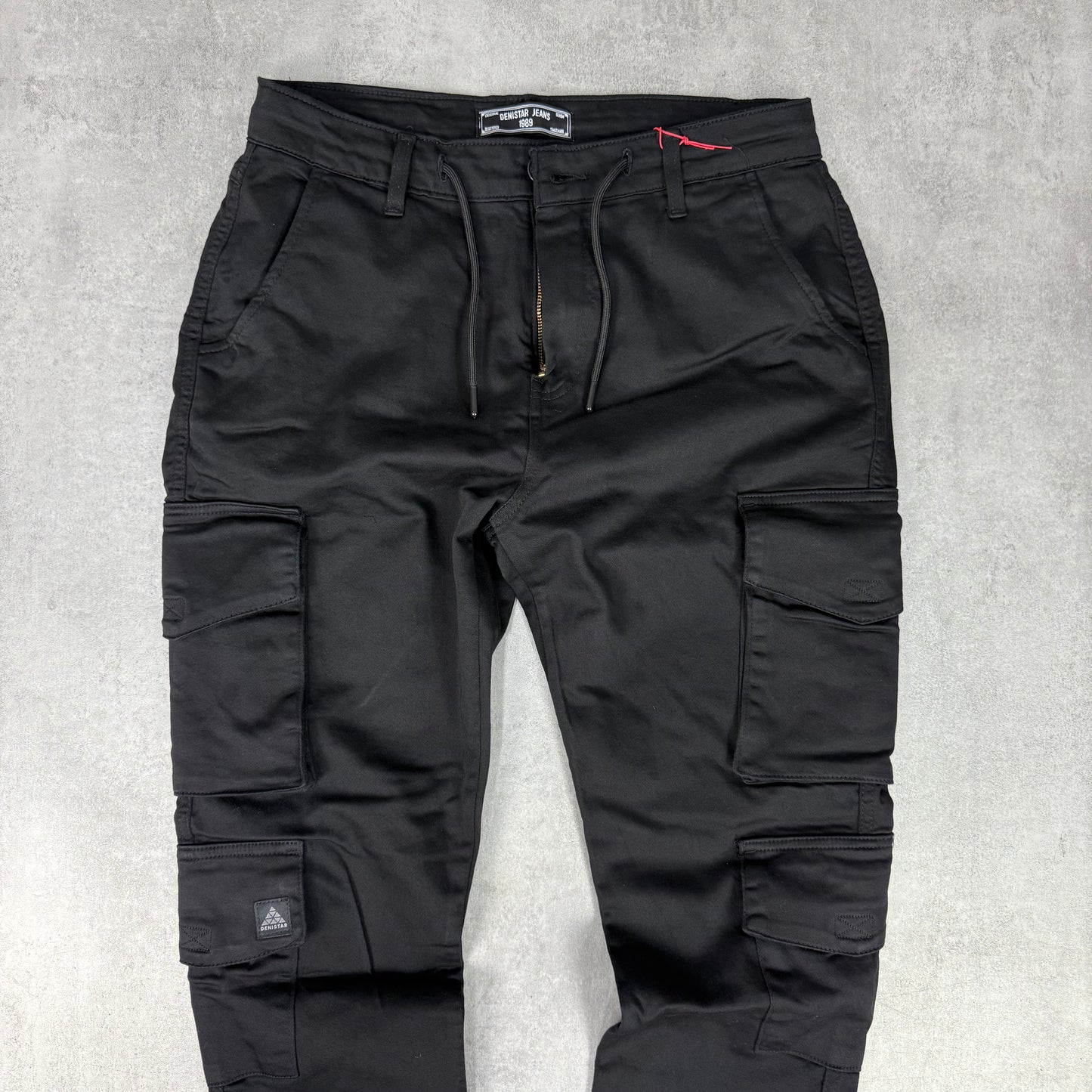 Utility cargo black