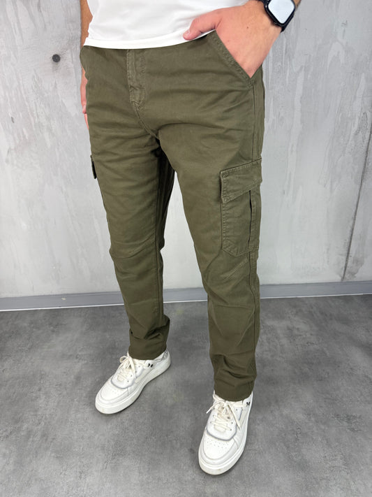 Regular classic fit green