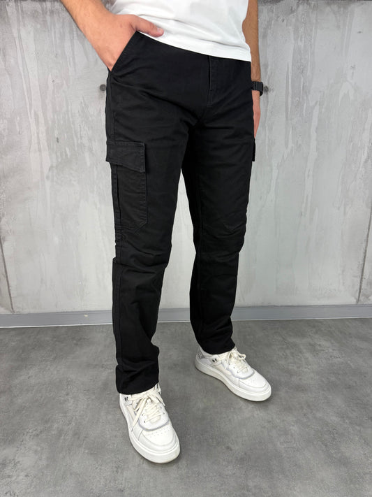 Regular classic fit black