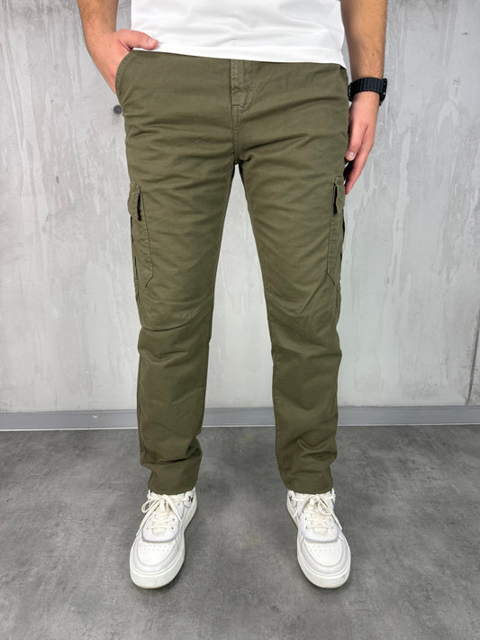 Regular classic fit green
