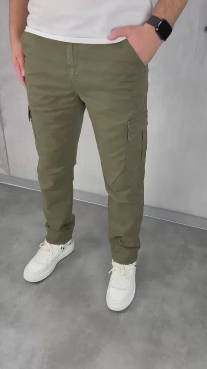Regular classic fit green